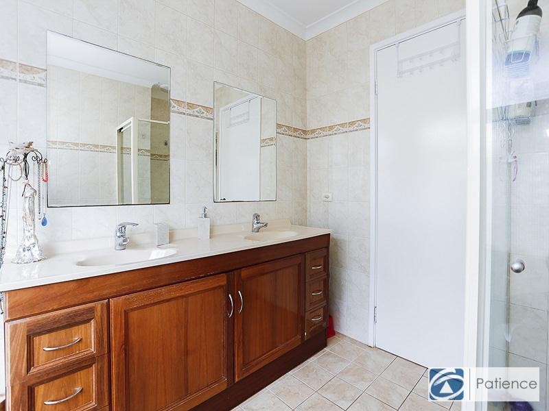 44 The Avenue, Alexander Heights WA 6064