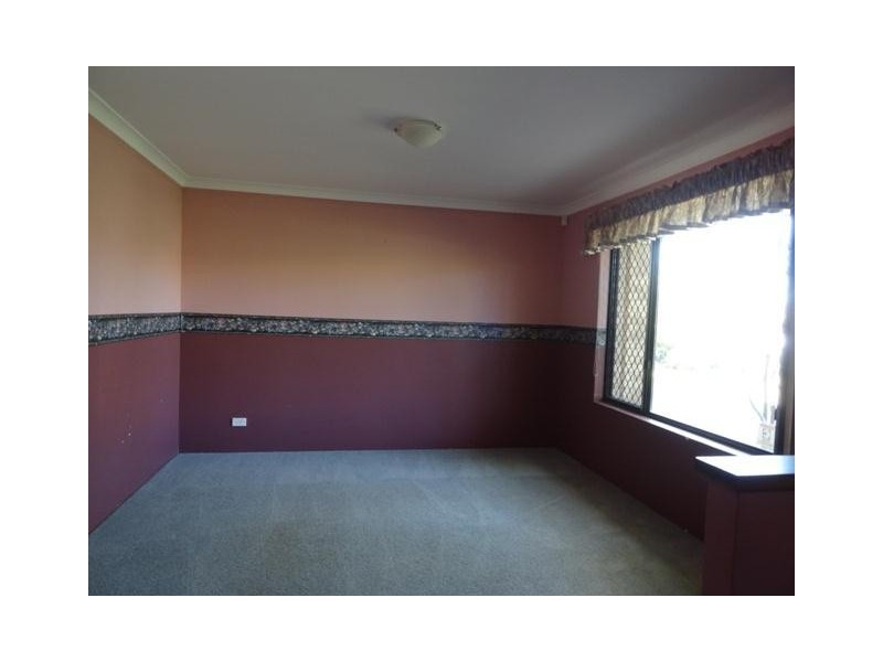 19 Honeyeater Glade, Huntingdale WA 6110