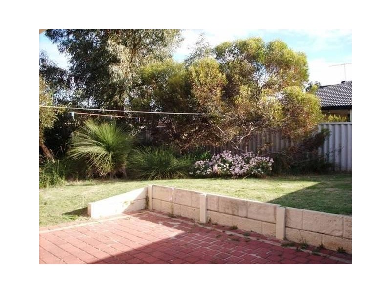 39 Frond Circuit, Banksia Grove WA 6031