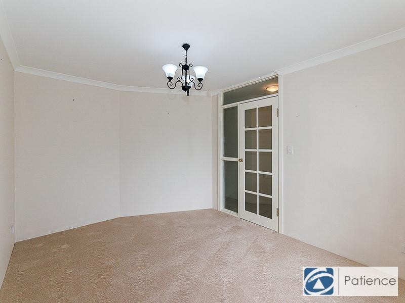 8 Swindon Lane, Currambine WA 6028