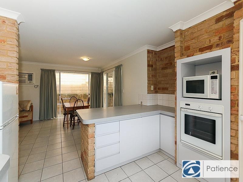 8 Swindon Lane, Currambine WA 6028