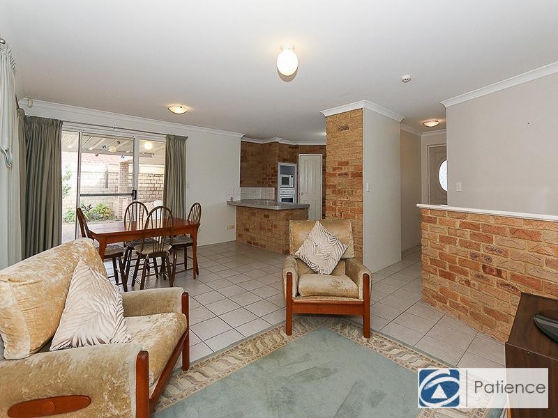 8 Swindon Lane, Currambine WA 6028