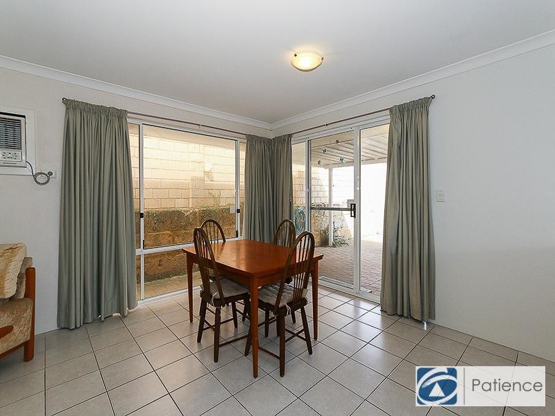 8 Swindon Lane, Currambine WA 6028