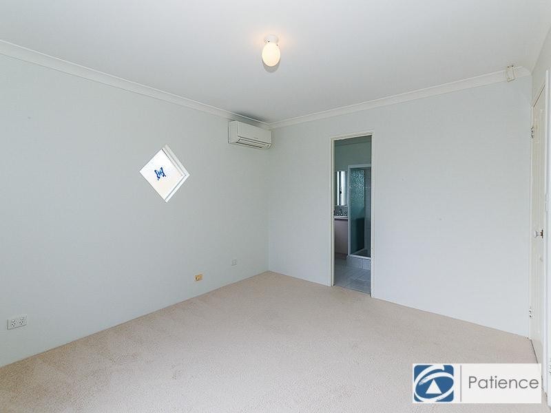 8 Swindon Lane, Currambine WA 6028