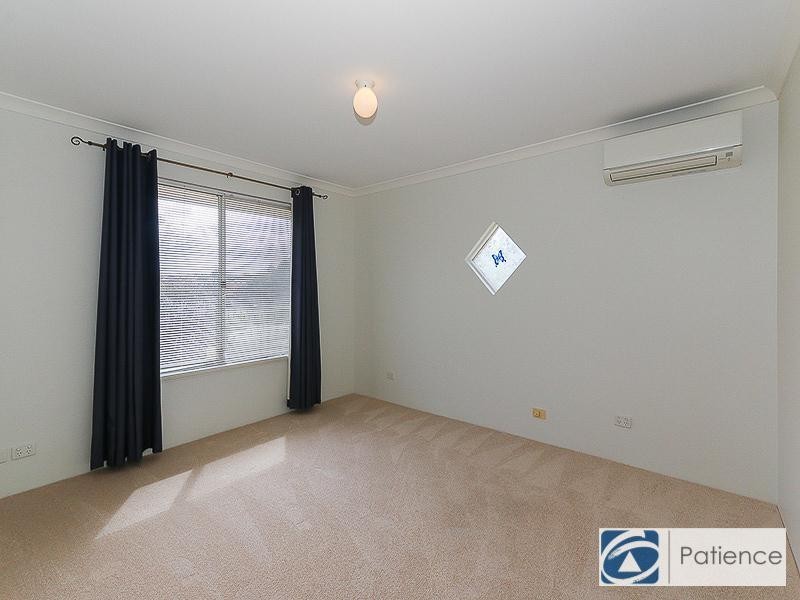 8 Swindon Lane, Currambine WA 6028