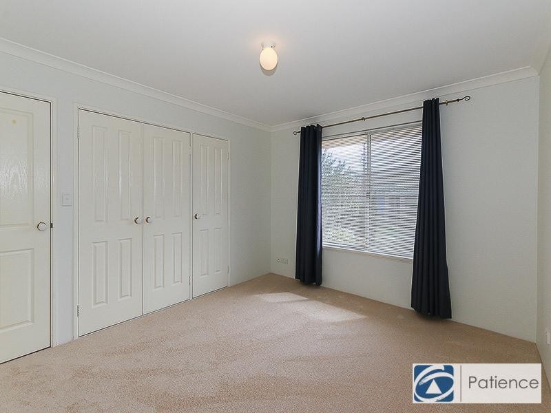 8 Swindon Lane, Currambine WA 6028