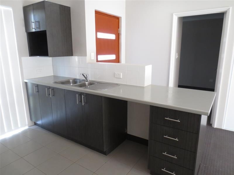 22 Nashville Loop, Currambine WA 6028