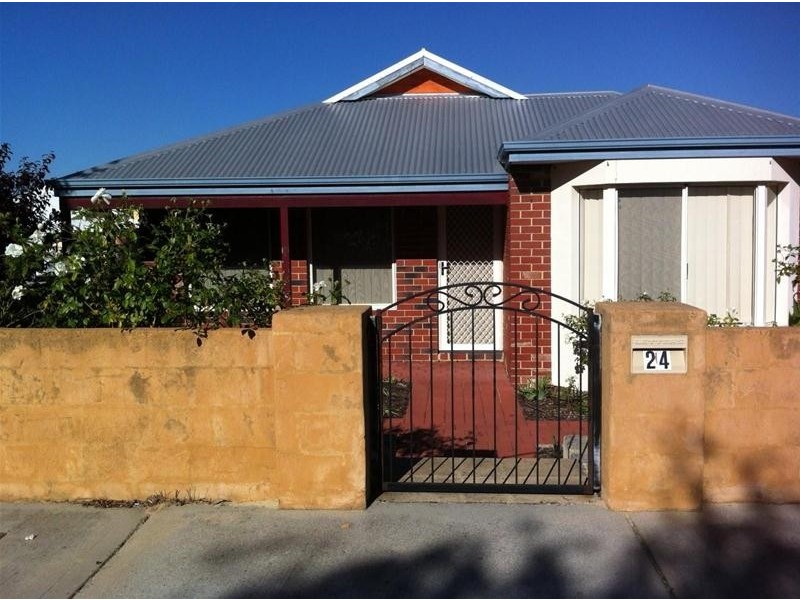 24 Pinegrove Drive, Ellenbrook WA 6069