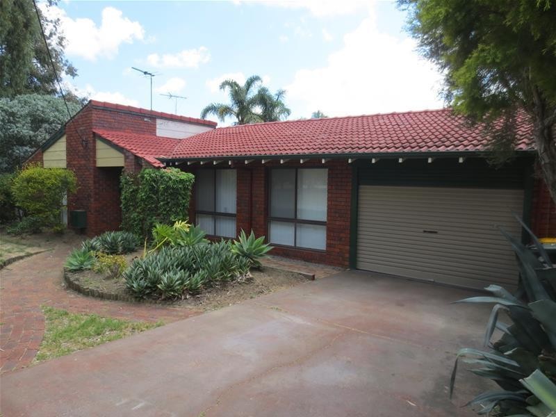 3 Barra Place, Wanneroo WA 6065