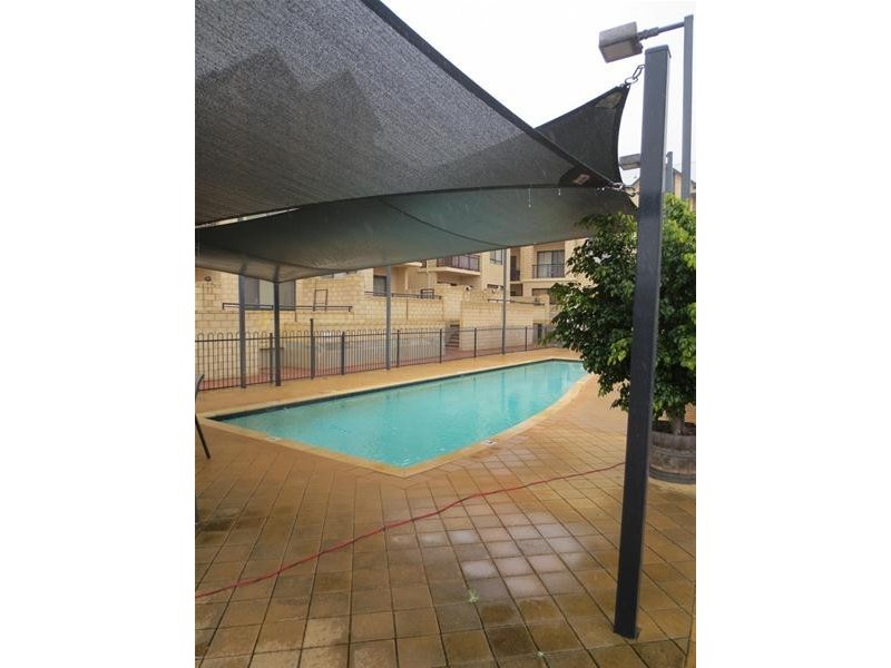 14/4 Waterbird Turn, Joondalup WA 6027