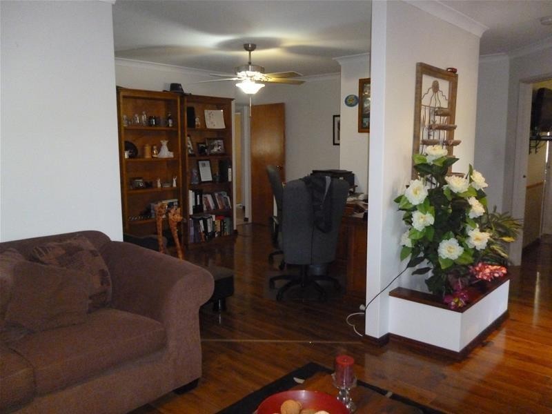 27 Snowbird Gardens, Joondalup WA 6027