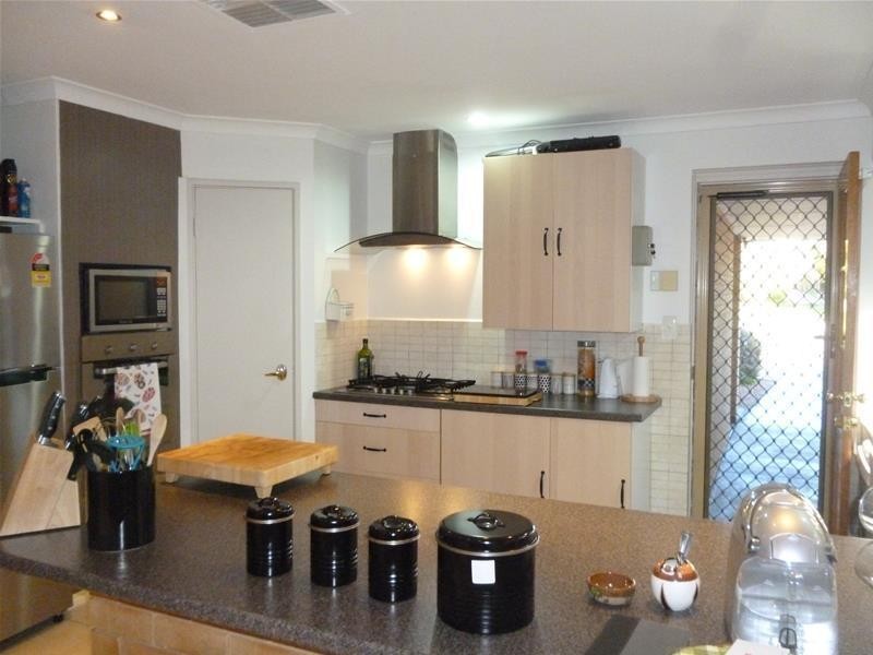 27 Snowbird Gardens, Joondalup WA 6027