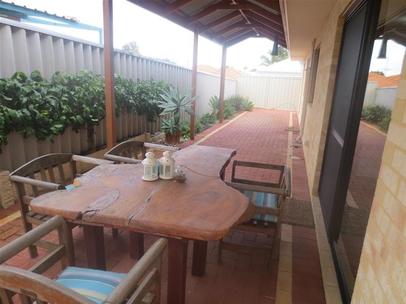 87A Rochester Circle, Balga WA 6061