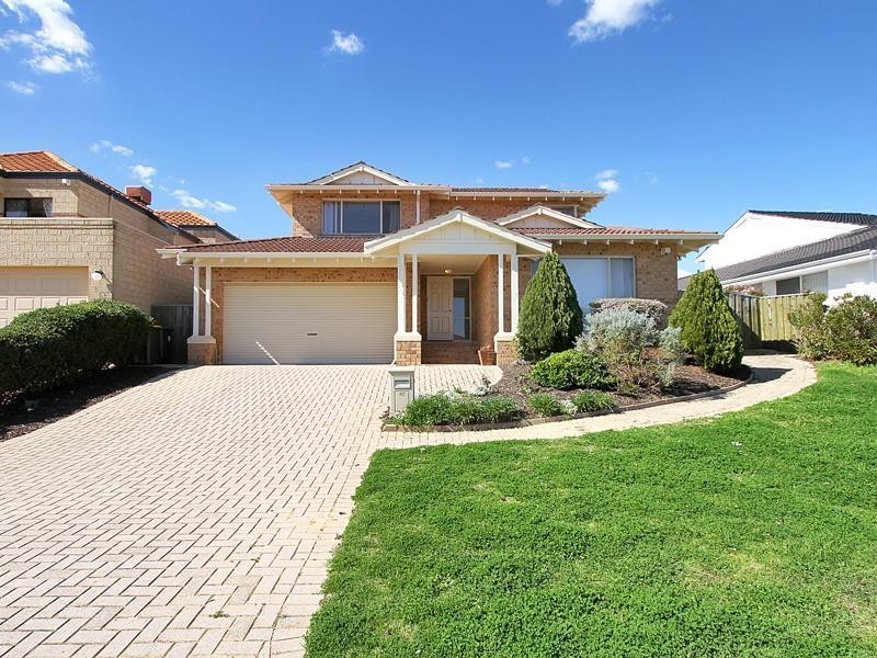 43 Canterbury Circle, Currambine WA 6028