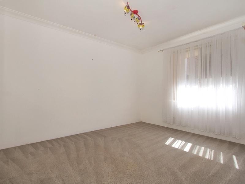 43 Canterbury Circle, Currambine WA 6028