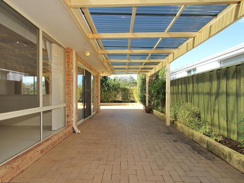 43 Canterbury Circle, Currambine WA 6028