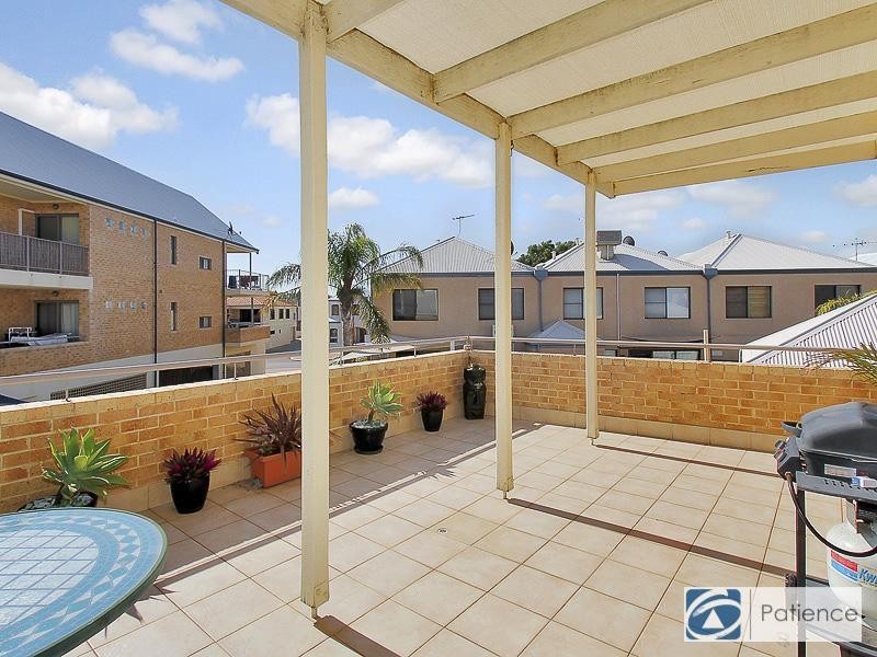15/27 Piccadilly Circle, Joondalup WA 6027
