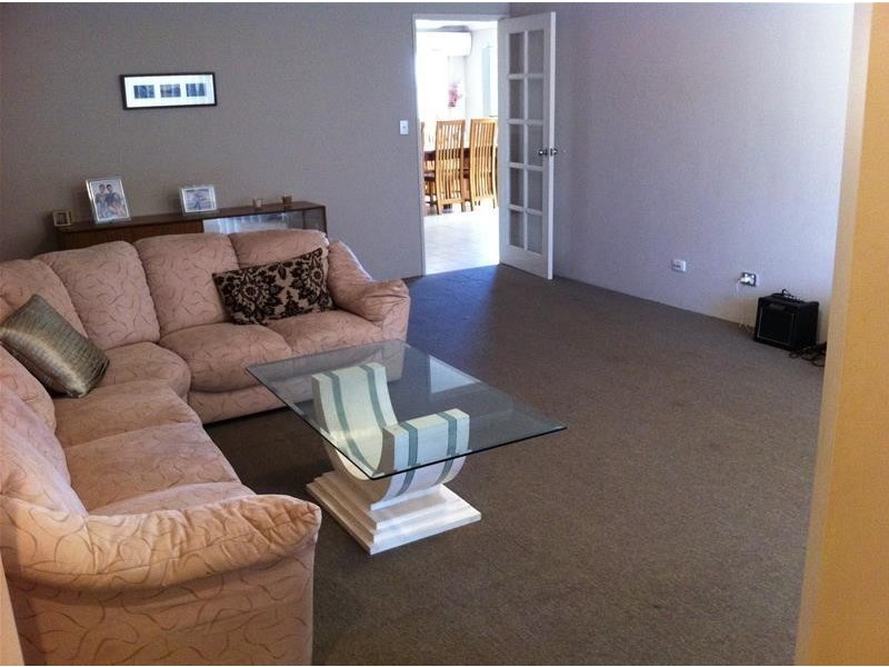 8 Goshawk Street, Tapping WA 6065