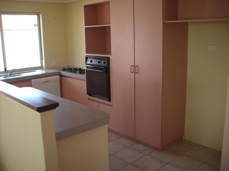 114 Glencoe Loop, Kinross WA 6028