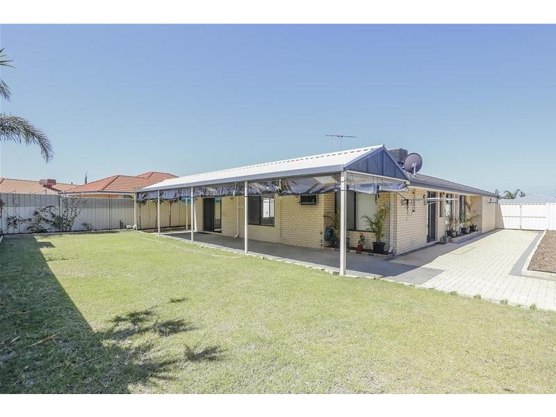 16 Beefwood Street, Banksia Grove WA 6031