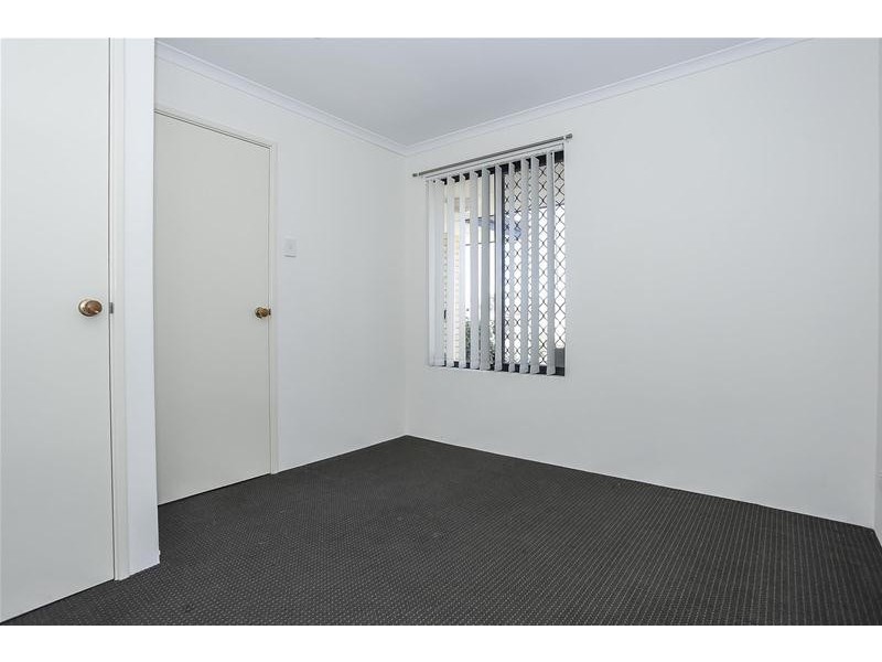 16 Beefwood Street, Banksia Grove WA 6031