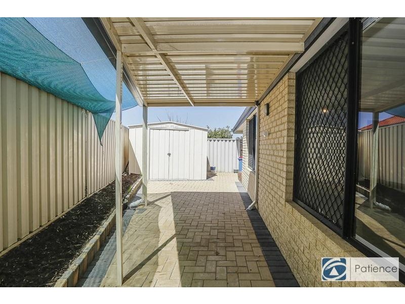 16 Beefwood Street, Banksia Grove WA 6031