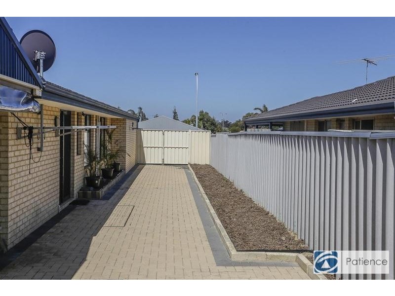 16 Beefwood Street, Banksia Grove WA 6031