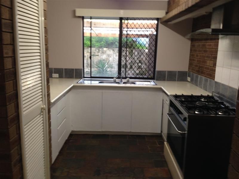 6 Magnolia Mews, Edgewater WA 6027