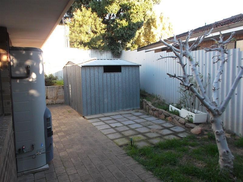 6 Magnolia Mews, Edgewater WA 6027