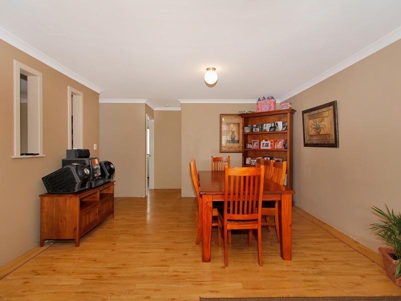 10 Karoo Way, Pearsall WA 6065