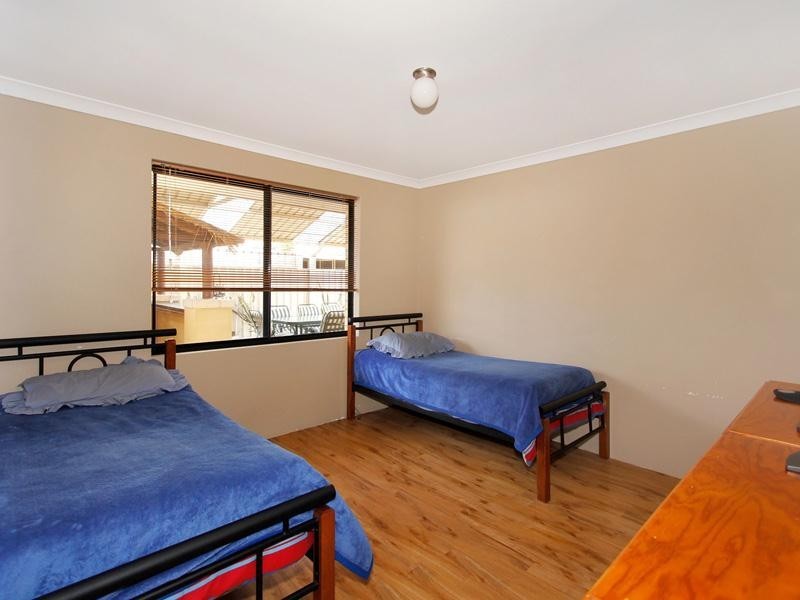 10 Karoo Way, Pearsall WA 6065