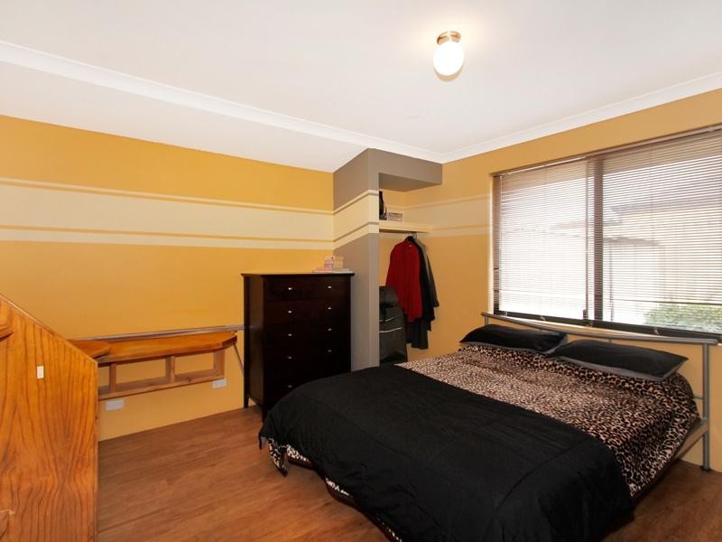 10 Karoo Way, Pearsall WA 6065