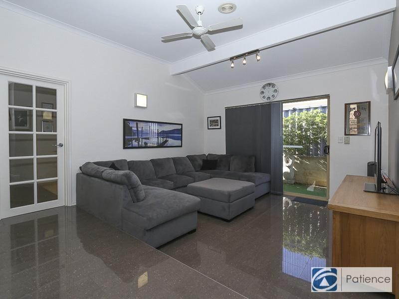 36 Manapouri Meander, Joondalup WA 6027