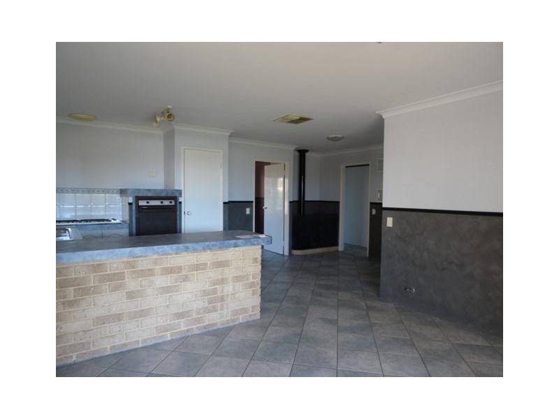 19 Honeyeater Glade, Huntingdale WA 6110