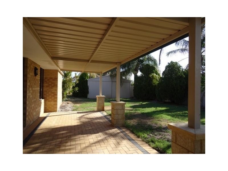 19 Honeyeater Glade, Huntingdale WA 6110