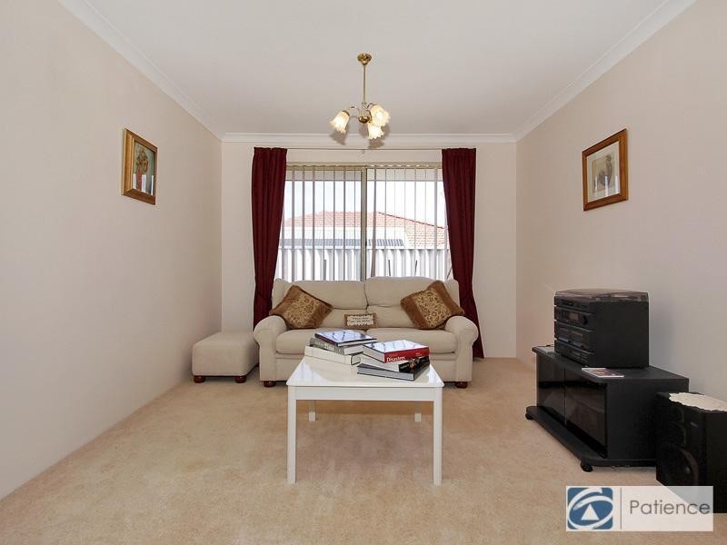 8 Katrine Crescent, Joondalup WA 6027