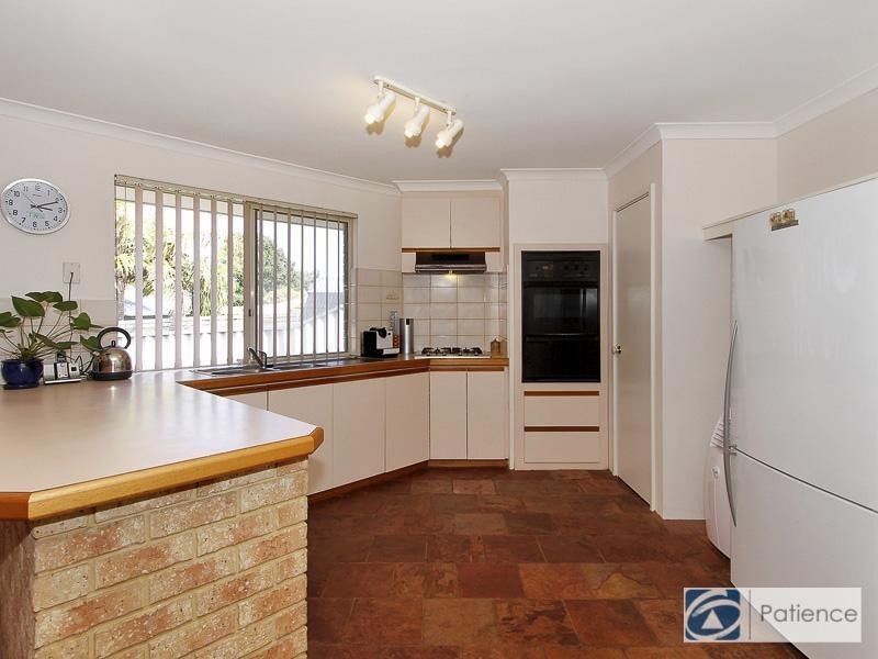 8 Katrine Crescent, Joondalup WA 6027