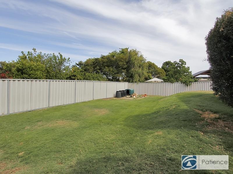 8 Katrine Crescent, Joondalup WA 6027