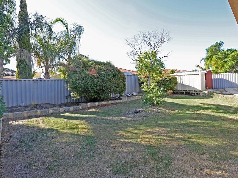 105 Balladong Loop, Carramar WA 6031