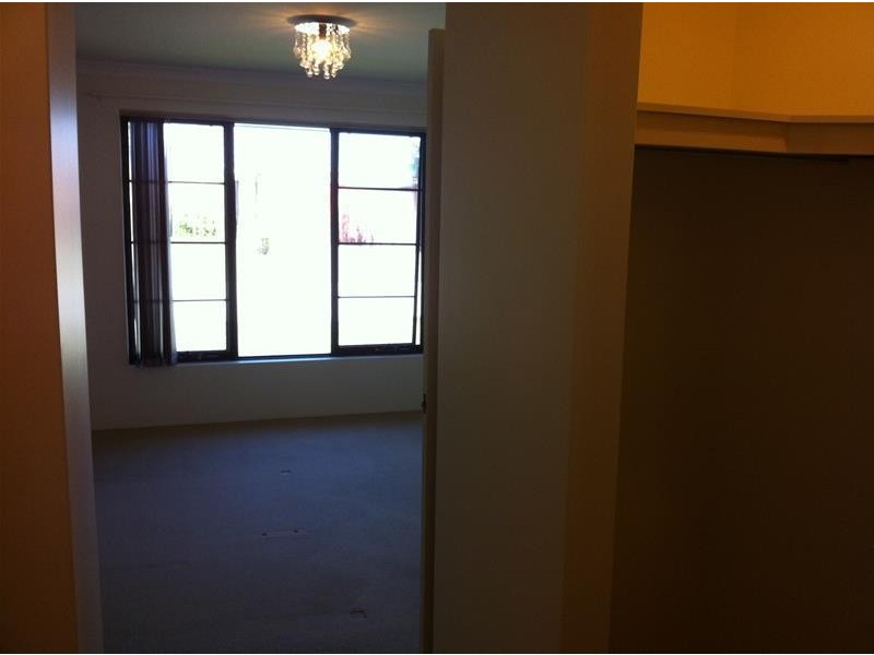 3 Robur Way, Banksia Grove WA 6031