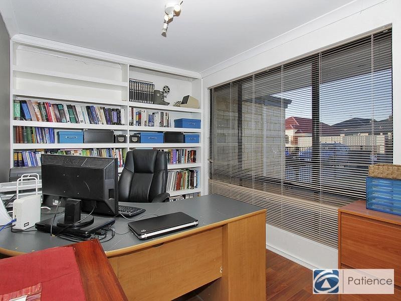 111 Sundowner Meander, Banksia Grove WA 6031