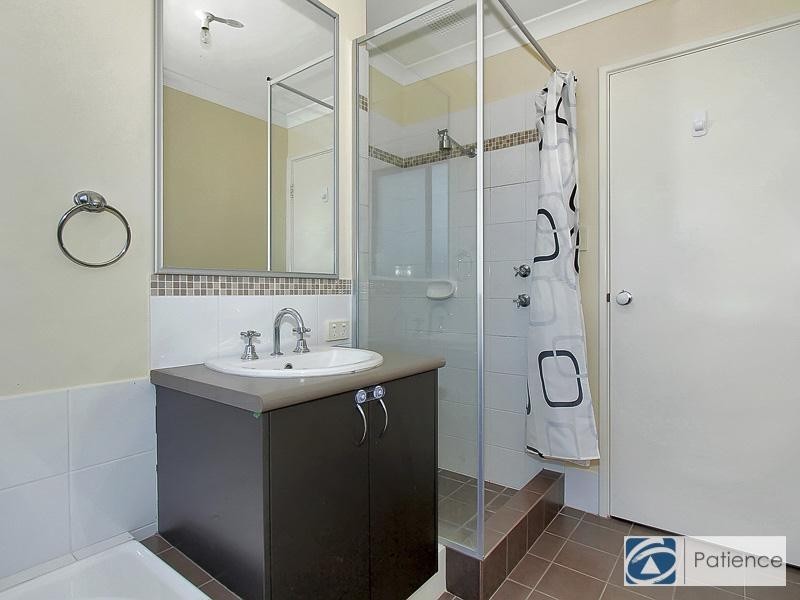 111 Sundowner Meander, Banksia Grove WA 6031