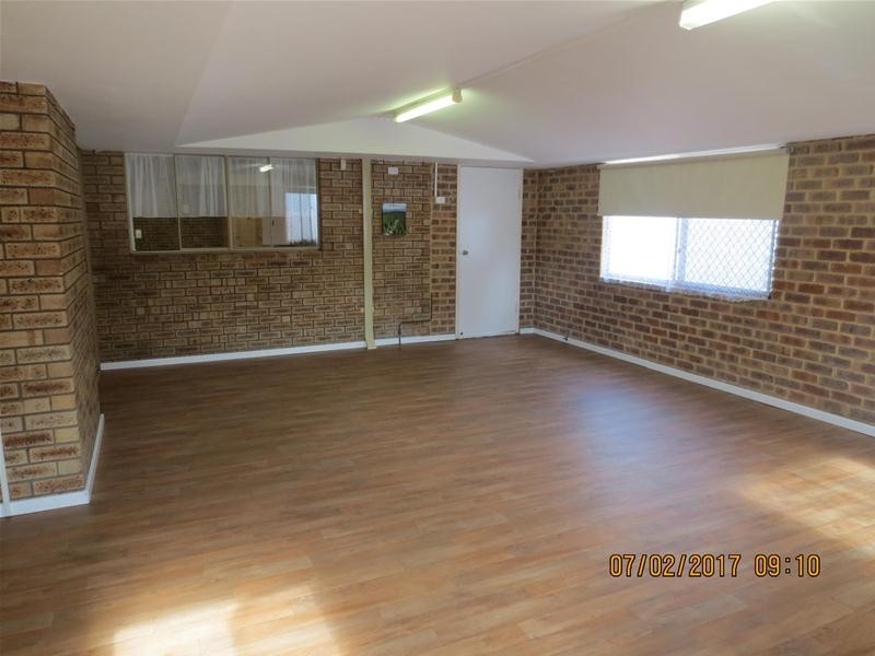 76 Giralt Road, Marangaroo WA 6064