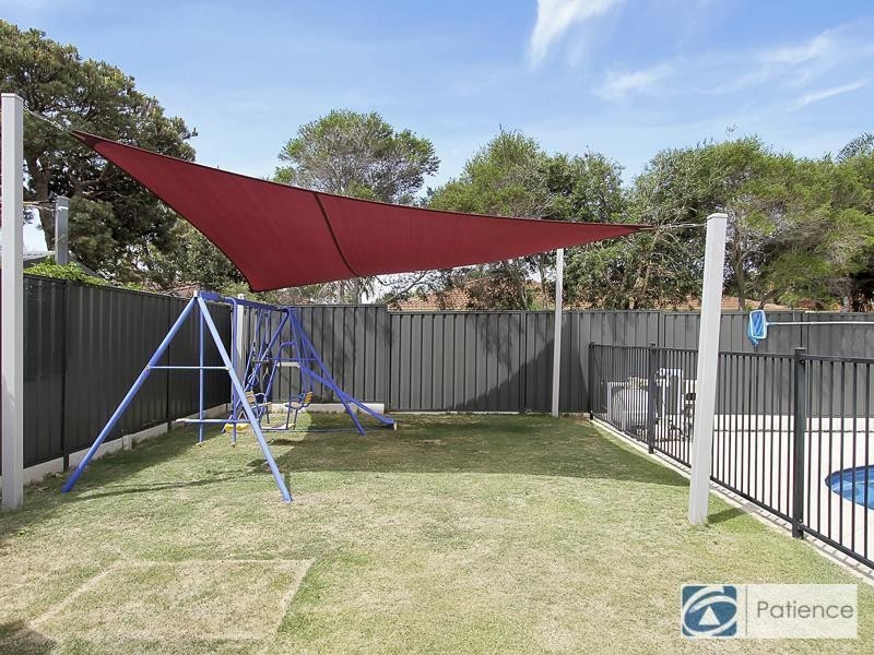 17 Smoothstone Court, Joondalup WA 6027