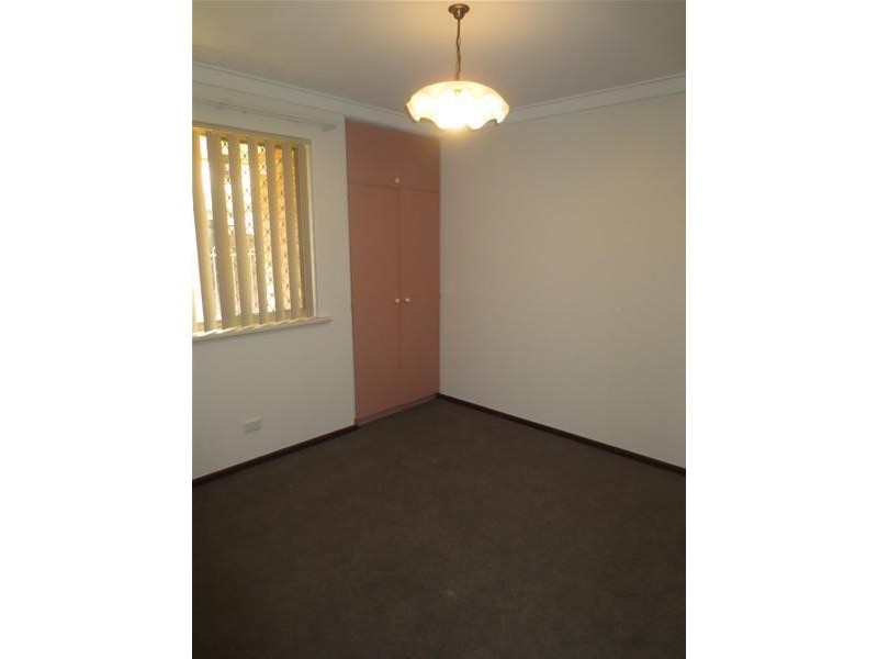 15 Monterey Drive, Woodvale WA 6026