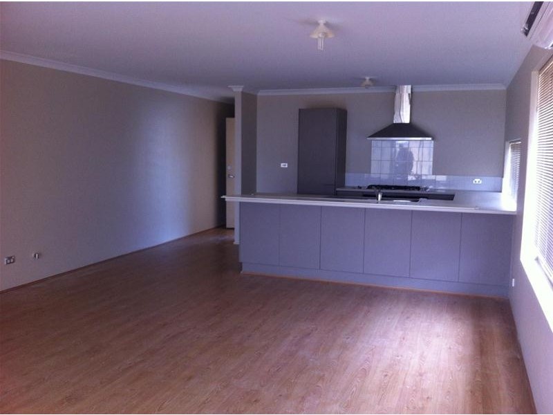 66 Blackwood Meander, Yanchep WA 6035