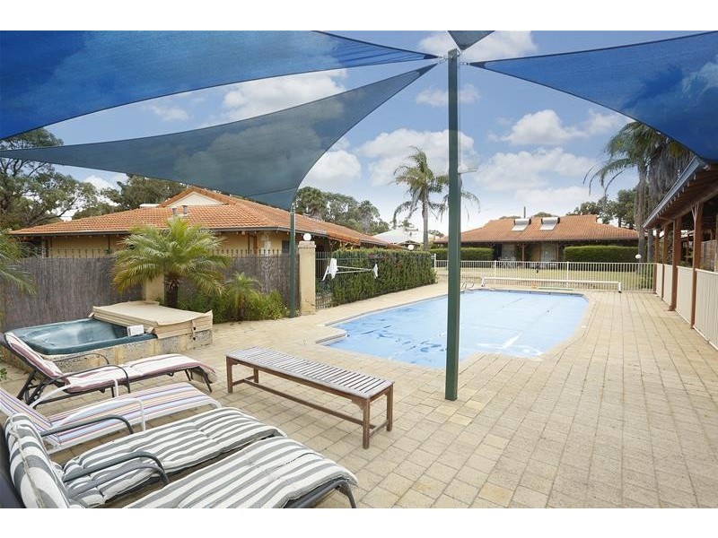 16/56 St Andrews Drive, Yanchep WA 6035