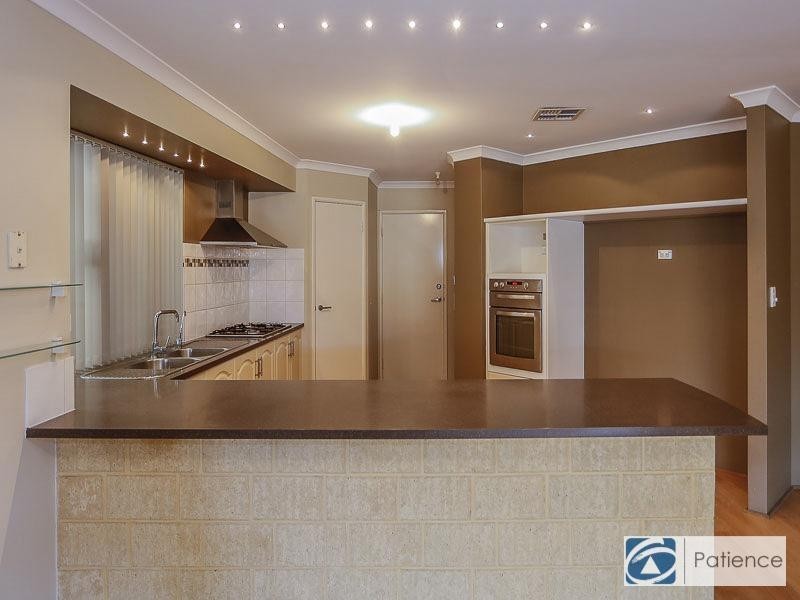 18 Scarfo Approach, Tapping WA 6065