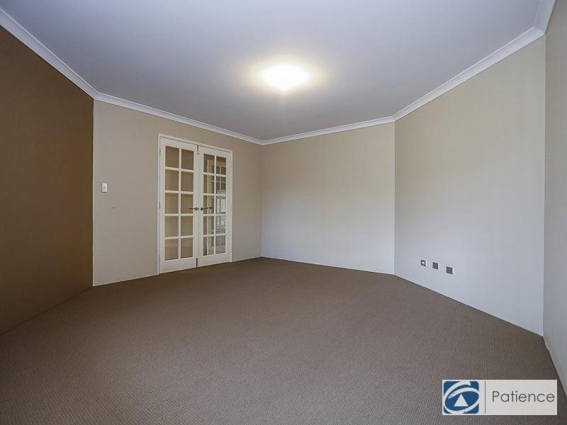 18 Scarfo Approach, Tapping WA 6065