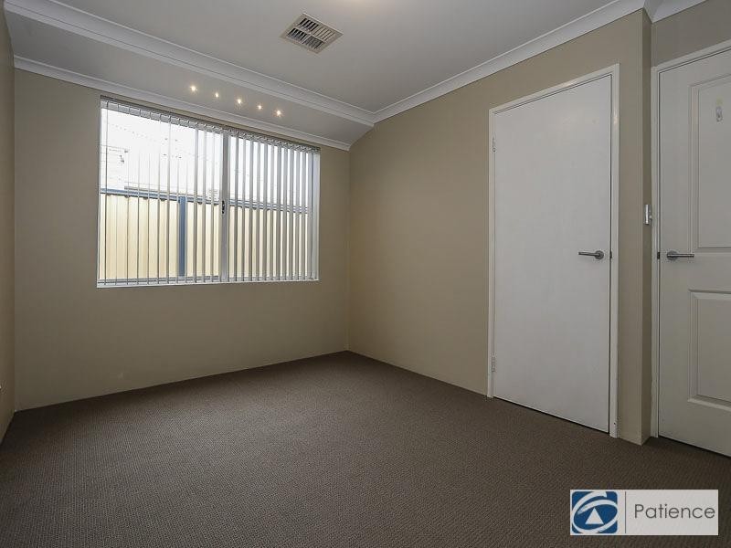 18 Scarfo Approach, Tapping WA 6065